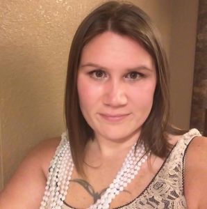 Meet your Posher, Jillian